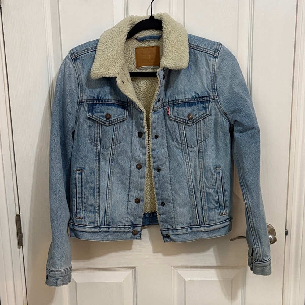 Levi's Light Blue Denim Sherpa-Lined Jean Jacket